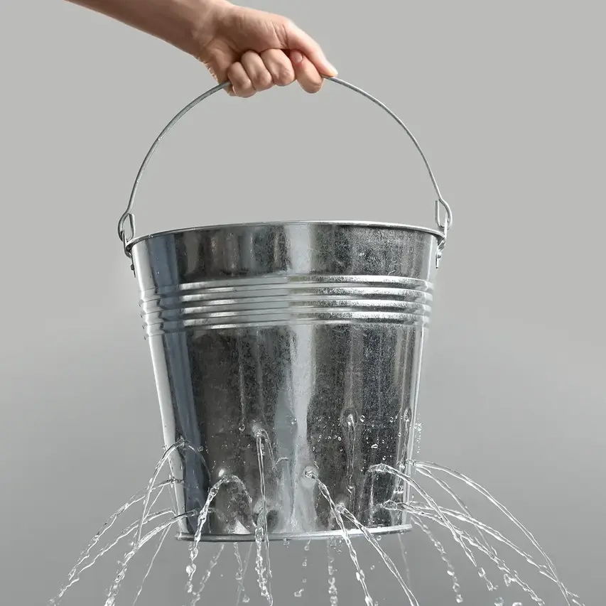 Bucket holes